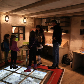 img-6651_280x280_crop_478b24840a