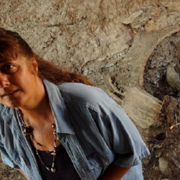 daniela-agre-tretavazrast-com_700x700_crop_478b24840a