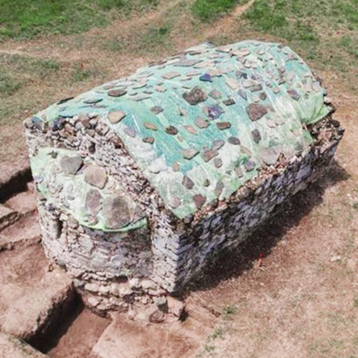 photo-27_700x700_crop_478b24840a