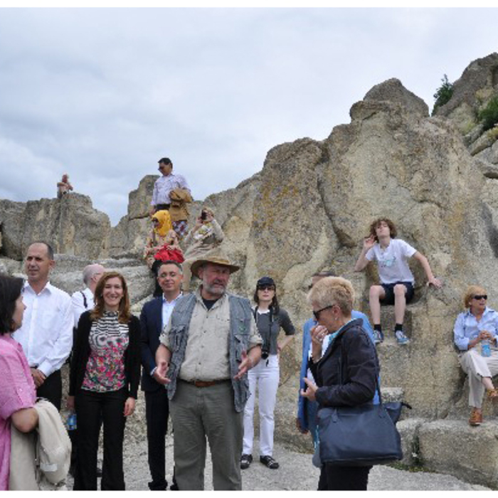 nikolai-ovcharov_700x700_crop_478b24840a