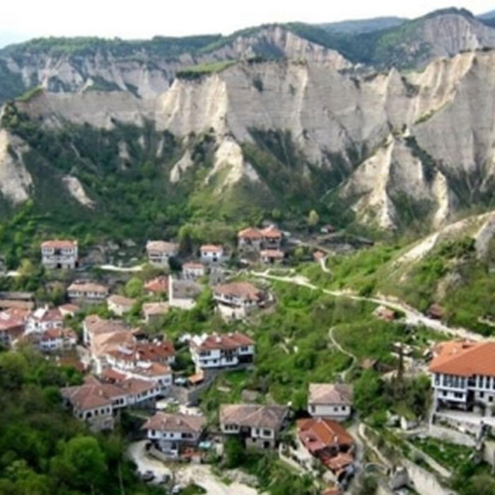 archeology-melnik_700x700_crop_478b24840a