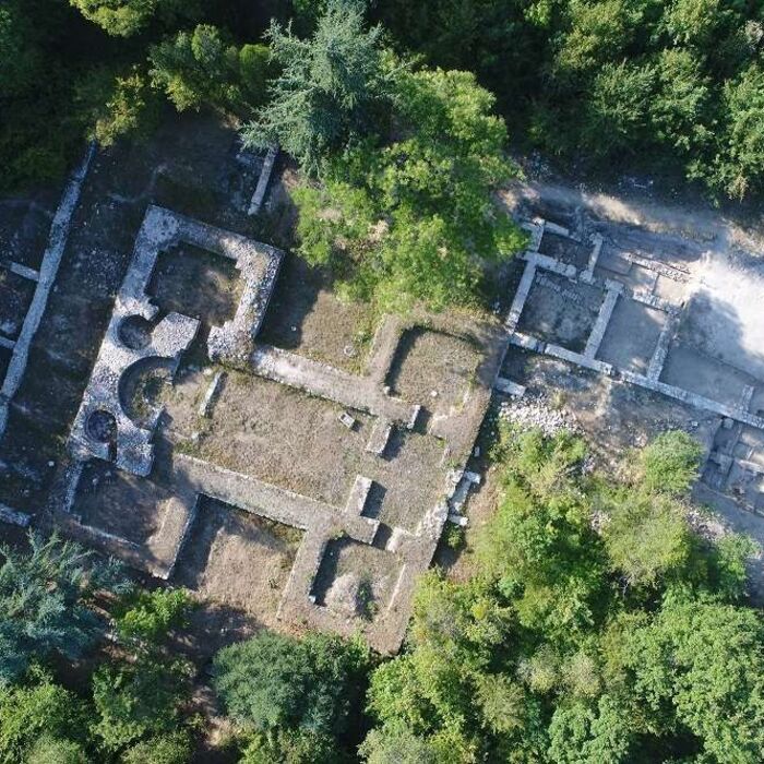 djanavara-monastery-tenekedziev_700x700_crop_478b24840a